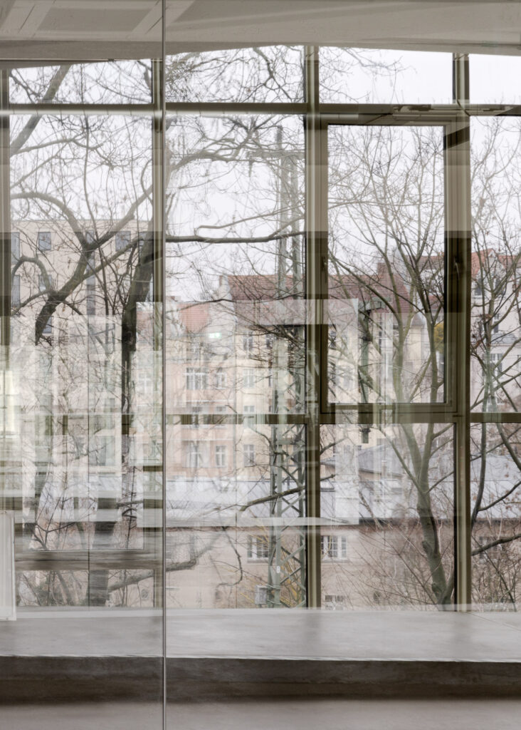 Header_2